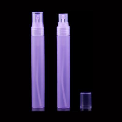 China Modern Eco-friendly Plastic Pen PP 22ml 30ml Perfume Liquids Spray Bottle For Facial Moisturizing for sale