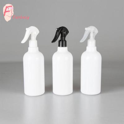 China Eco-friendly 500ml White Plastic PET Bottle 16.66 Ounce Plastic Spray Label OEM Trigger Bottle for sale