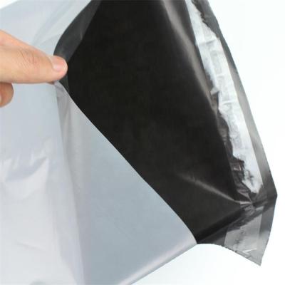 China Silver Self-Sealing Bag Shipping Messenger Pouch Mailing Bag Waterproof Custom Poly Bags Messenger Envelopes Poly For Packaging Clothes for sale