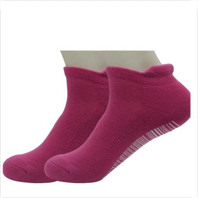 China Custom Made PVC Logo Anti Slip Pink Indoor Grip Socks for sale