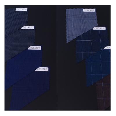 China Various Breathable Attractive Wool&Polyester Blended Suit Fabric For Mens Tailoring / Uniforms for sale