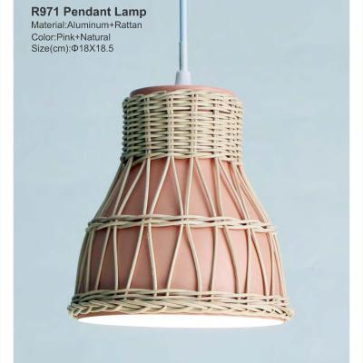 China Industrial Rattan Pendant Light with Aluminum Shade Rattan Weaving Handmade Lamp for Home Decor Shop Decoration for sale