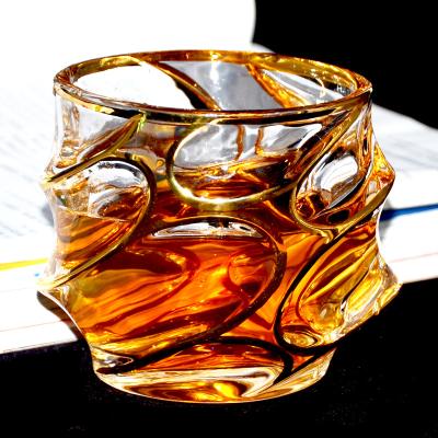 China Best Selling 9oz Wholesale Home Embossed Diamond Whiskey Glass With Gold Rim for sale