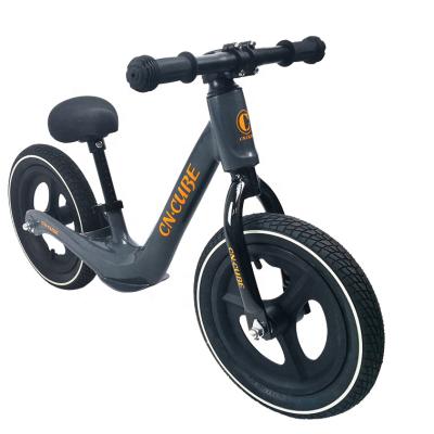 China Exercise Bike Kids Balance Bike Wholesale Coordination Children Balance Bike High Quality Magnesium Alloy Sport Balance No Pedal Bike For Kids for sale