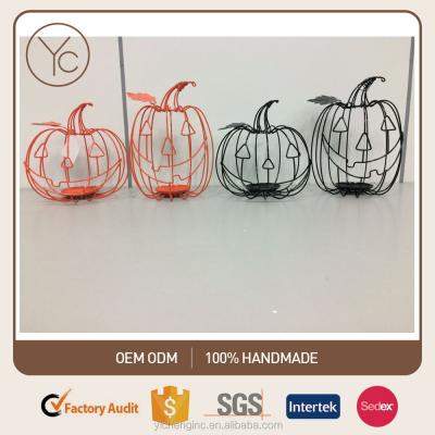 China 100% handmade; Simple And Light Decorative Metal Pumpkin Tealight Candle Holder Halloween Pumpkin Lumiaries for sale