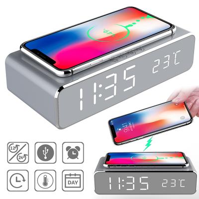 China Class LED Alarm Digital HD Thermometer Electric Mirror Clock with Wireless Phone Charger and Date for sale