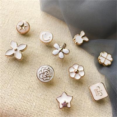 China Dress Neckline Pearl Pin Clothes Fixed Brooch Women Girl Fashion Jewelry Cute Practical Cute/Romantic Anti-glare Accessories for sale