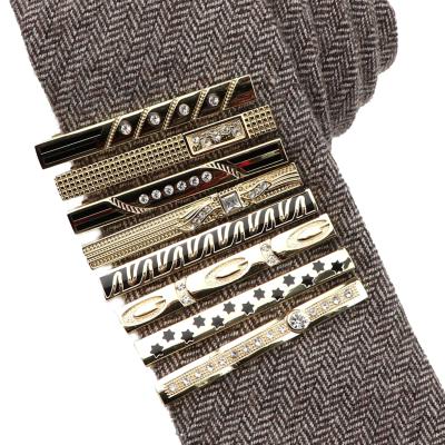 China Fashion Men's Black Gold Jewel Metal Link Clip Laser Engraving Classic Fashion Chrome Alloy Steel Bright Stainless Tie Clips Pin Gift for sale