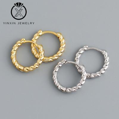 China YiXin's Temperament Fashion Jewelry S925 Sterling Silver Earrings Twist Gold Elegant Women's Small Earrings for sale