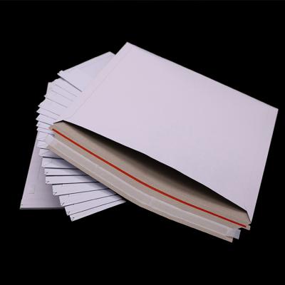 China Business Envelope 100 Pack 6X8 Inch Self Seal Photo Document Mailers Stay Flat White Cardboard Envelopes White Photography Mailers For CD Photos for sale