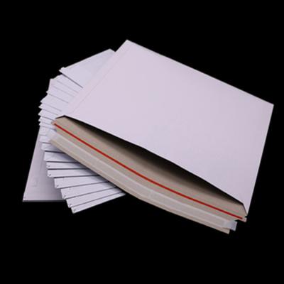 China Self-seal Cardboard Photo Use Rigid Flat Document Business Envelope Flat Stay Photo Mailer for sale