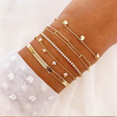 China New Arrival Trendy All-match Fashion Jewelry Rhinestone Bracelets Beads With String Women Bracelets Sets for sale