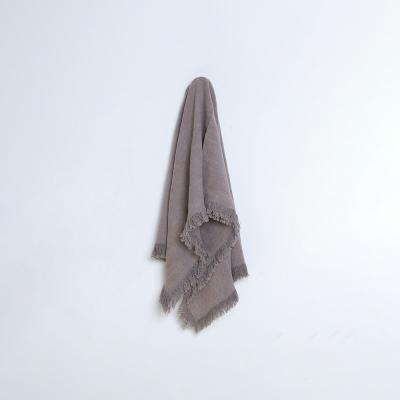 China Non-Toxic 550gsm Soft French Linen Handmade Tassel Throw Blanket for sale