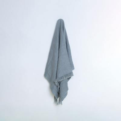 China 100% Anti-Static Airy Blue Color Throw Heavy Linen Blanket Fringed Blanket Woven for sale