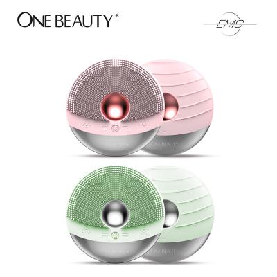 China Mini Food Grade Silicone Face Beauty Device Acne Treatment Amazon Hot Sale Electric Facial Cleansing Brush And Soothing Brush for sale