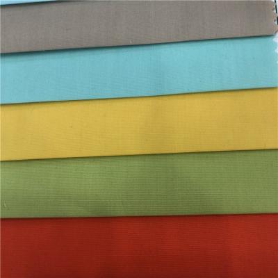 China Plain Dyed TC 65/35 Poplin Fabric for Moisture-wicking and Comfortable Summer T-shirt for sale