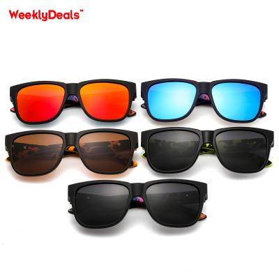 China 10 Years Experience Classic Logo Quality Sunglasses Men Custom PC Frame for sale