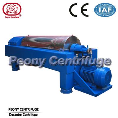 China Speed Adjustable Waste / Vegetable / Animal Oil Decanter Centrifuge With Frequency Drive for sale