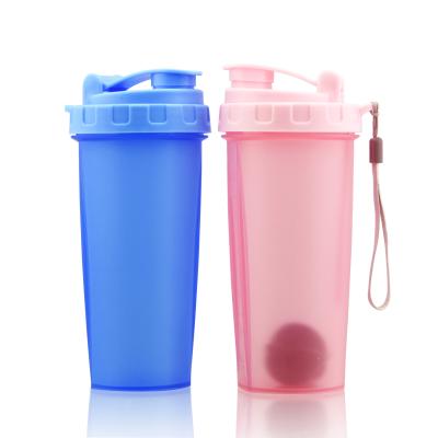 China Viable BPA Free Shaker Bottle 700ml Hot Selling Plastic Drinking Water Bottle for sale