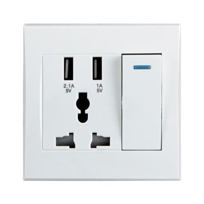 China 2018 Best Selling 3 Terminal White Universal Switch PC 86*86mm UKCE Residential/General Purpose Wall Socket With Dual USB for sale