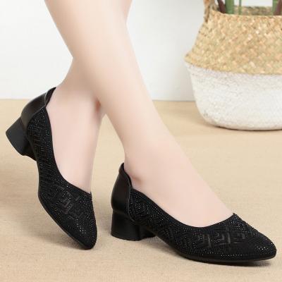 China Breathable High Quality Pointed Heels Shoes 2022 Beautiful Ladies Relieve Thick PU Leather Office High Heel Pump Shoes for sale