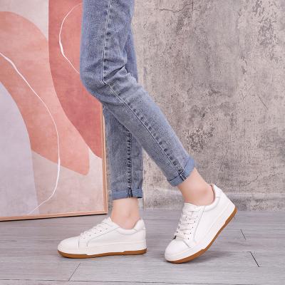 China Wholesale China Fashion Trend Low Top Classic Leather Breathable Sneakers Women Street Style Casual Walking Shoes for sale