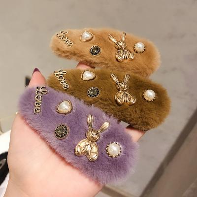 China Plush Autumn Winter Hair Accessories Plush Solid Color Pearl Clip with Drill Metal Rabbit Hairpin Plush Hits Side Clip for sale