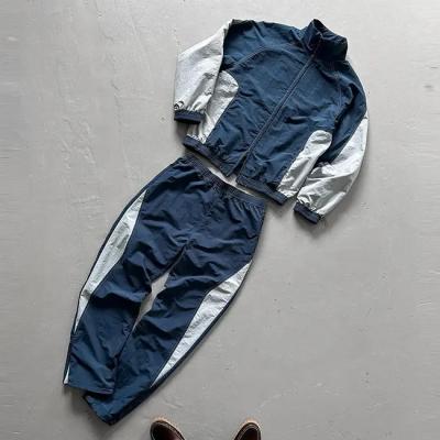 Κίνα Custom Wind Breaker Tracksuit Baggy Mens Jogging Suit Oversized Polyester Nylon Tracksuit Windbreaker Tracksuit Set Men προς πώληση