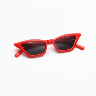 China 2019 New Fashion Children's Retro Small Sunglasses Cat Eye Sun Glass UV400 Frame Child Sunglasses for sale