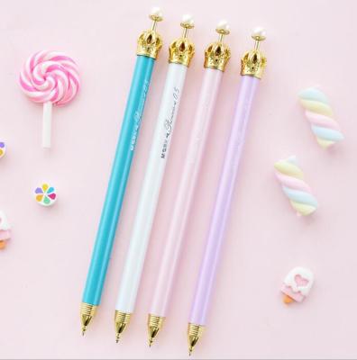 China Promotional Pen Lovely Colorful Crown Ball Pen Plastic Student Pen Fashion For Girl for sale