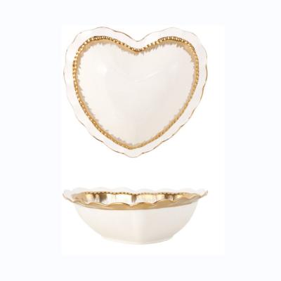 China Sustainable Moroccan Ceramic Gold Rim SCP067 Restaurant Tableware Porcelain Heart Shape White Dish for sale