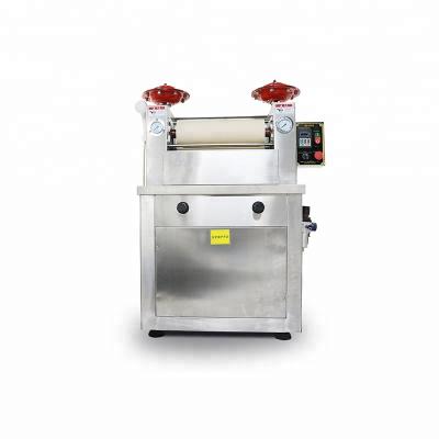 China Garment Shops GESTER Lab Padding Wringer Dyeing Machine for sale