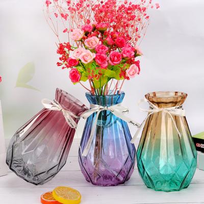 China Wholesale Minimalist European Creative Glass Dining Table Vase Mouth Home Flower Bottle Small Crafts Living Room for sale