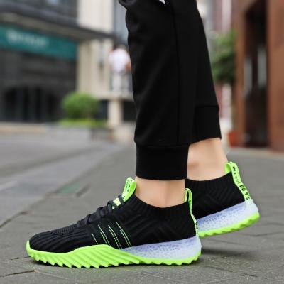 China CUSHIONING Breathable Fashion Men's Summer Fitness SneakersWhite Lightweight Outdoor Sports Shoes Tennis Training Shoe for sale