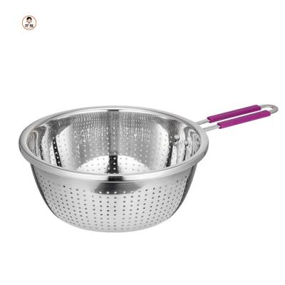 China Sustainable Kitchen Tools Fruit Washing Colander Stainless Steel Vegetable Stainer With Single Handle for sale