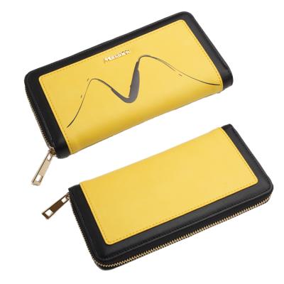 China Newyork purses with certificate women pinch professional women leather purse OEM leather purse with wireless charger powerbank for sale