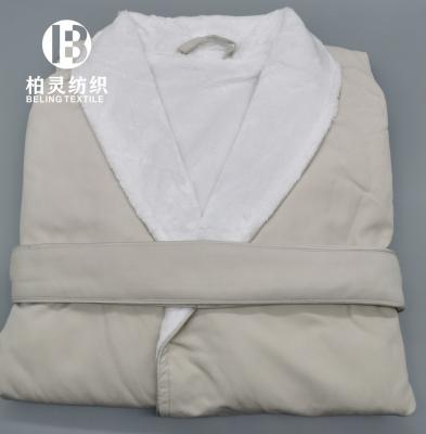 China 100% polyester 5 sterren hotel dubbellaags / spa heren beige badjas for sale