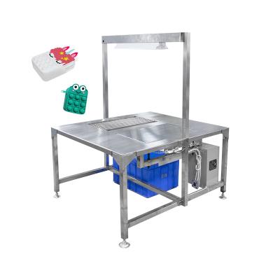 China Stainless Steel Rubber Baking Machine Manual Dispensing Silicone Mold Baking Table for sale