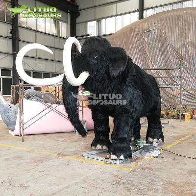 China Silicone Rubber Theme Park Amusement Full Size Animatronic Prehistoric Animal Mammoth for sale