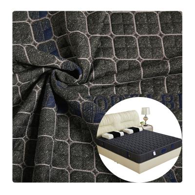 China Abrasion-resistant 100%polyester jacquard fabric luxury quilted fabrics for mattress pad breathable fabric manufacturers quilted for sale