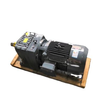 China HUAKE R37 R47 R57 Series Gear Motor Horizontal Shaft Helical Gear Motor for sale