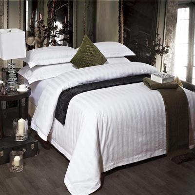 China China Supplier Nondisposable King Size Satin Stripe White Bedding Set For Hotel for sale