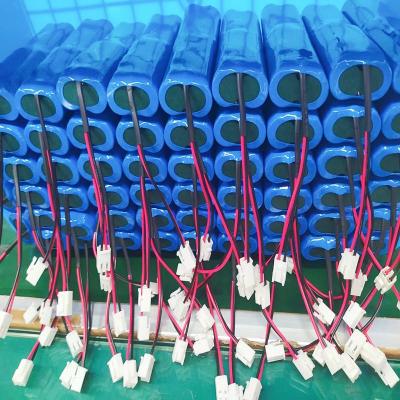 China Lithium phosphate rechargeable battery Rechargeable LiFePO4 Battery Pack With BMS Connector for sale