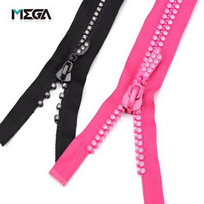 China Sustainable Fashion Style Diamond Rhinestone Zipper Customize Plastic Resin Zipper Zipper for sale