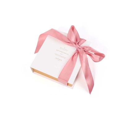 China Luxury Recycled Materials Ribbon Tie Gift Box Book Style Thick Gift Box Pink And White With Ribbon Rose Presentation Candy Silk Boxes for sale