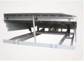 China Hot sale! Fixed hydraulic dock ramp DCQ8-0.7- cargo handling auxiliary equipment for sale