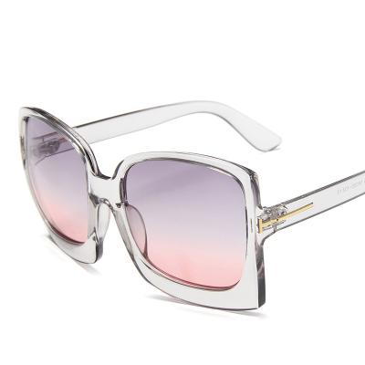 China Hot Selling Fashion Sunglasses Customizable Sunglasses Women Shape Sunglasses Newest Glass Shades Oversized Sunglasses for sale