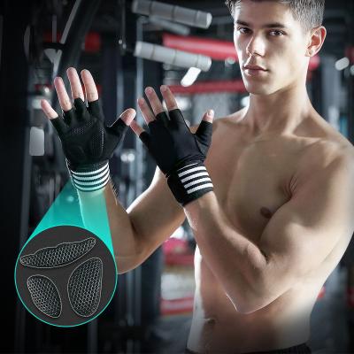 China Custom Made Fingerless Breathable Non-Slip Breathable Sports Cross Training Gloves With Wrist Support for sale