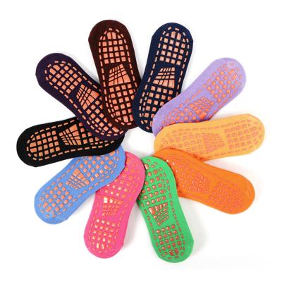 China Viable YR-1 Anti-Slip Ankle Trampoline Grip Knocks Anti-Slip Non-Slip Unique Silicone Rubber Coated Socks With Grip Non Slip Sock for sale