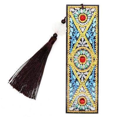 China Modern Colorful Pattern Paste Diamond Embroidery Bookmark With Tassel Beautiful Diamond Painting Bookmark Handmade With Diamond Tool for sale